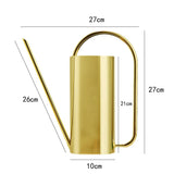 Hochwertige goldene Gießkanne