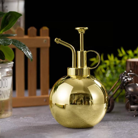 Goldener Pflanzenmister